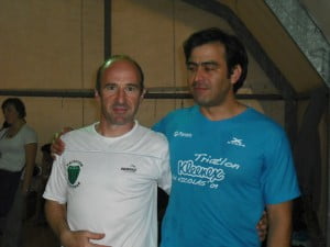 Sergio Carlucci y Eduardo Spen en el natatorio del CAIDE