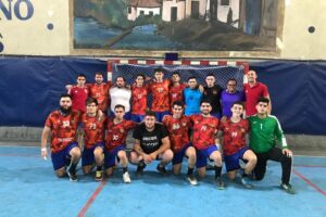 Gran triunfo de Handball Escobar en caballeros mayores