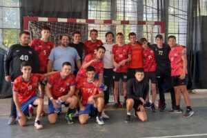 Handball Escobar  solo sumo triunfo y empate en inferiores caballeros